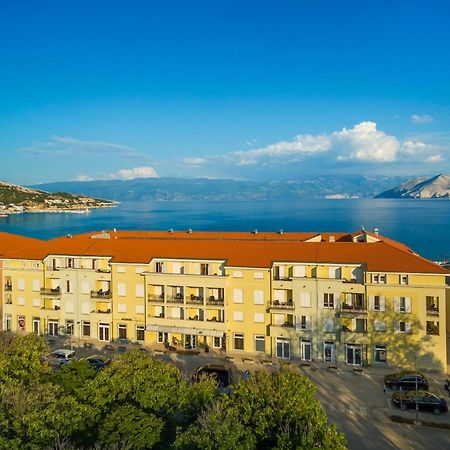 Valamar Atrium Residence Baska  Exterior photo