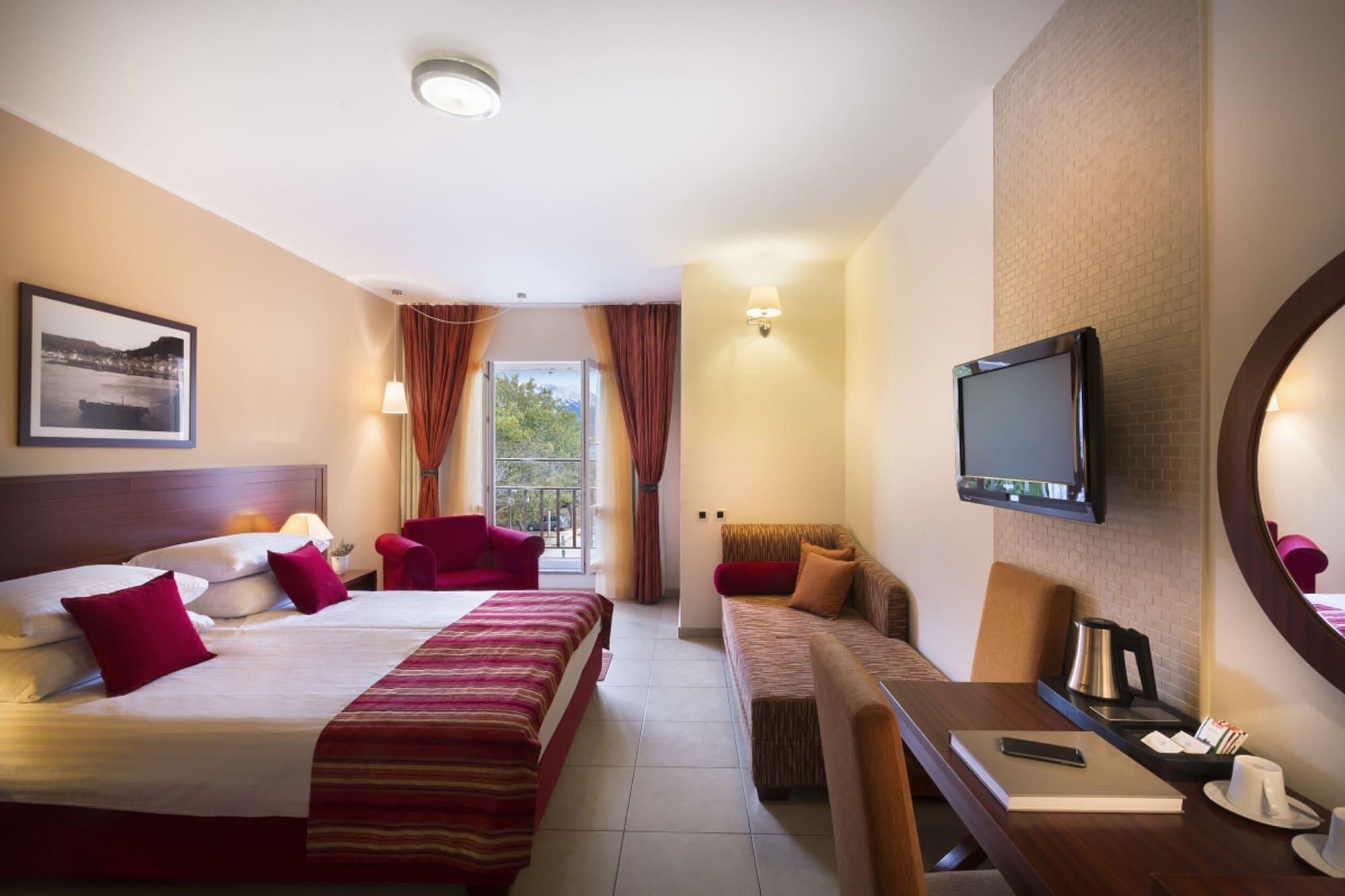 Valamar Atrium Residence Baska  Exterior photo