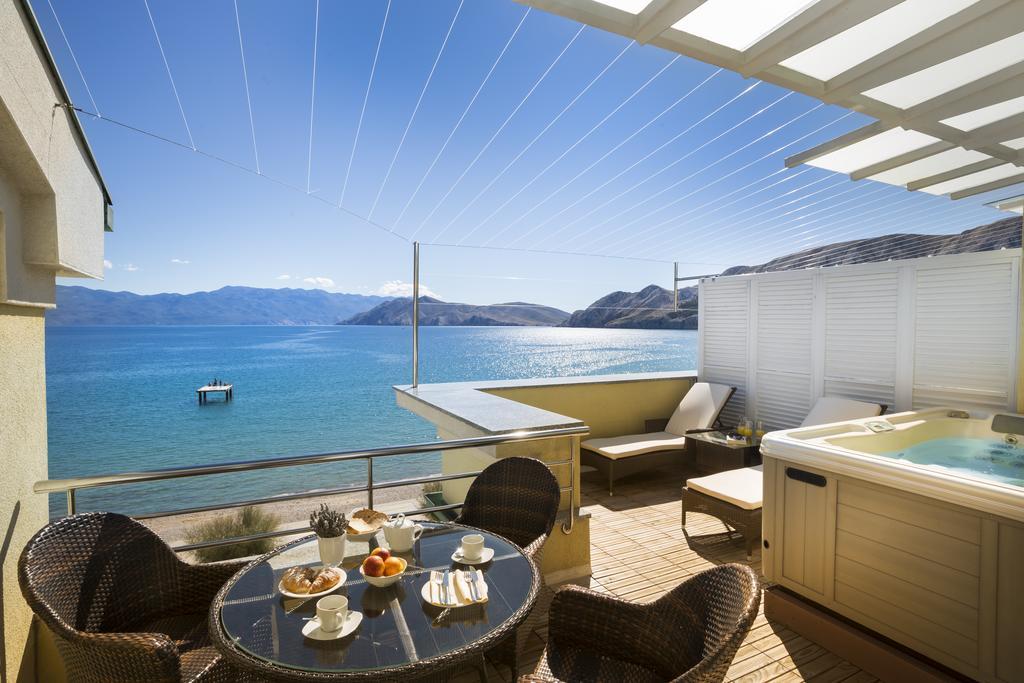 Valamar Atrium Residence Baska  Exterior photo